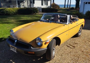 1977 MGB